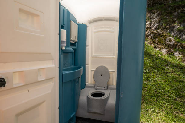 Best Portable bathroom rental  in Greensboro, AL